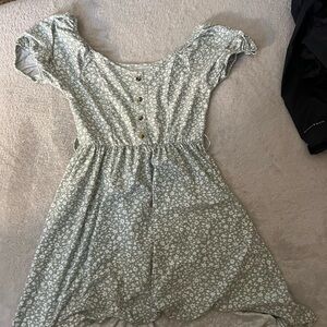 green flower dress🤗